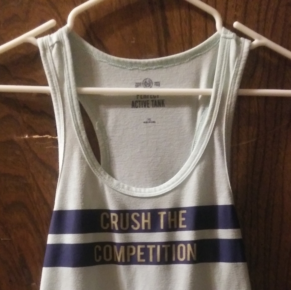 GREEN PERFECT ACTIVE TANK TOP - Picture 1 of 5